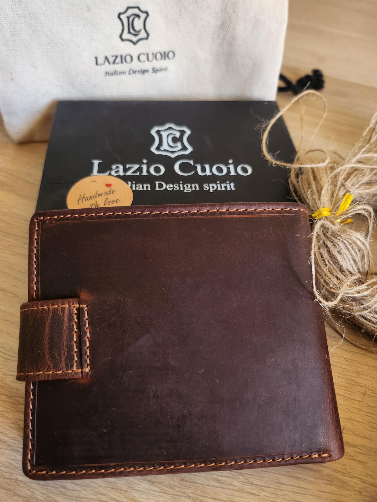 Personalised Leather Bifold Wallet, Italian design, RFID Blocking, Engraved Gift