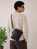 Handgefertigte schwarze Leder-Sling Bag, Herren-Umhängetasche, verstellbarer Riemen