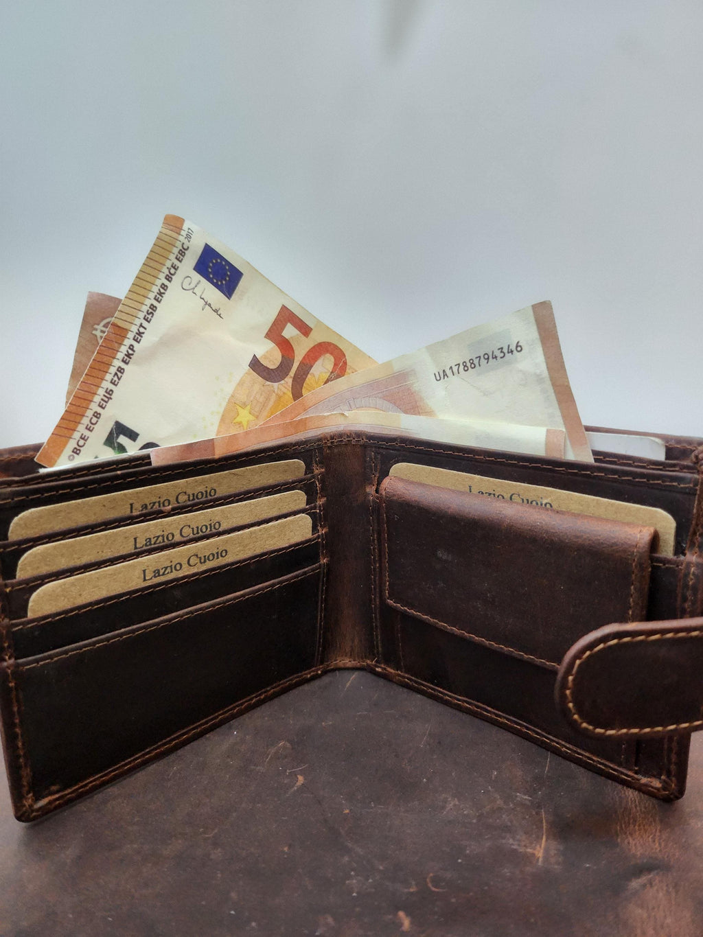Personalised Leather Bifold Wallet, Italian design, RFID Blocking, Engraved Gift